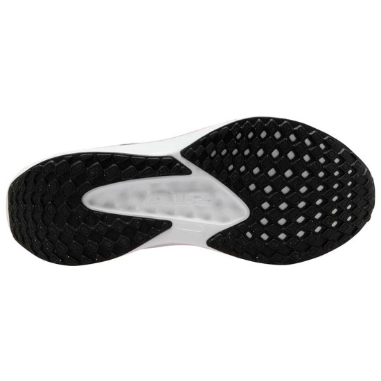 Nike Quest 6